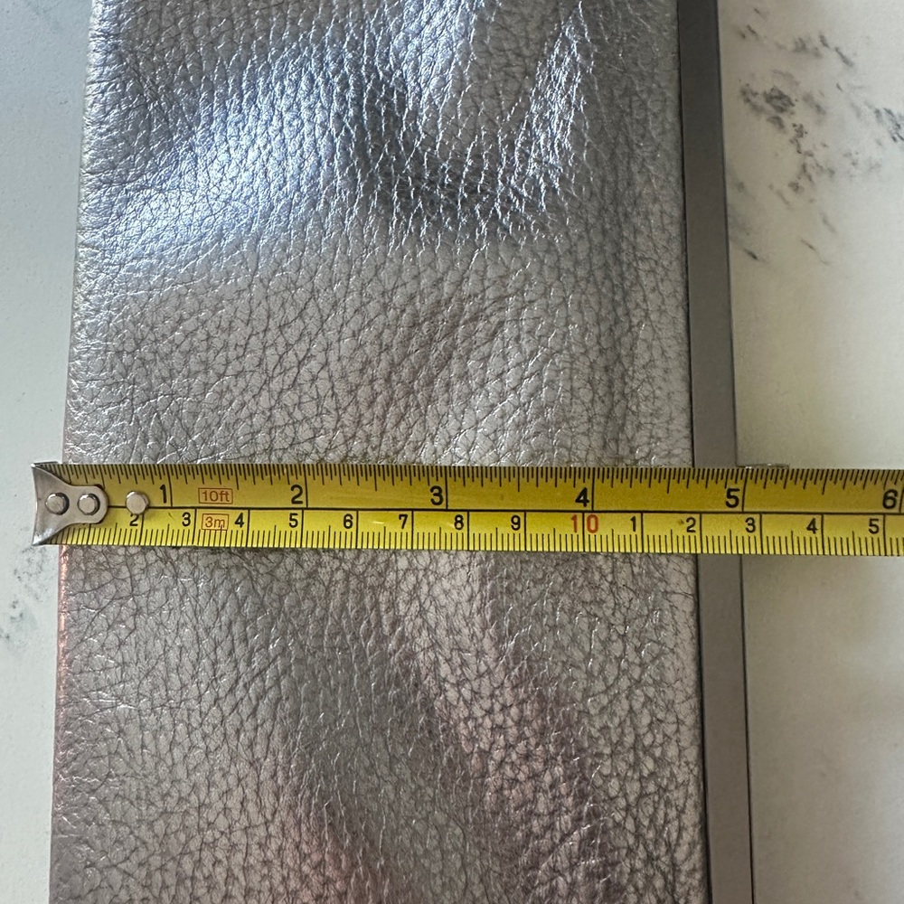 Women’s J. Crew Metallic Grey 100% Leather Pebble Clutch Wallet - Picture 8 of 8